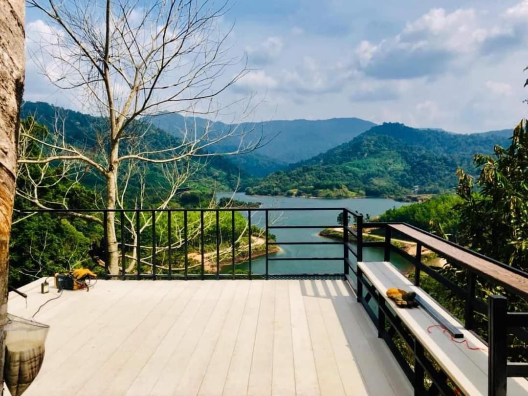 Baanhatsompaen Homestay Ranong Bagian luar foto