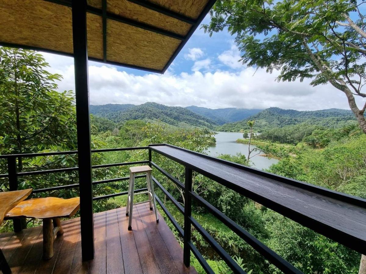 Baanhatsompaen Homestay Ranong Bagian luar foto