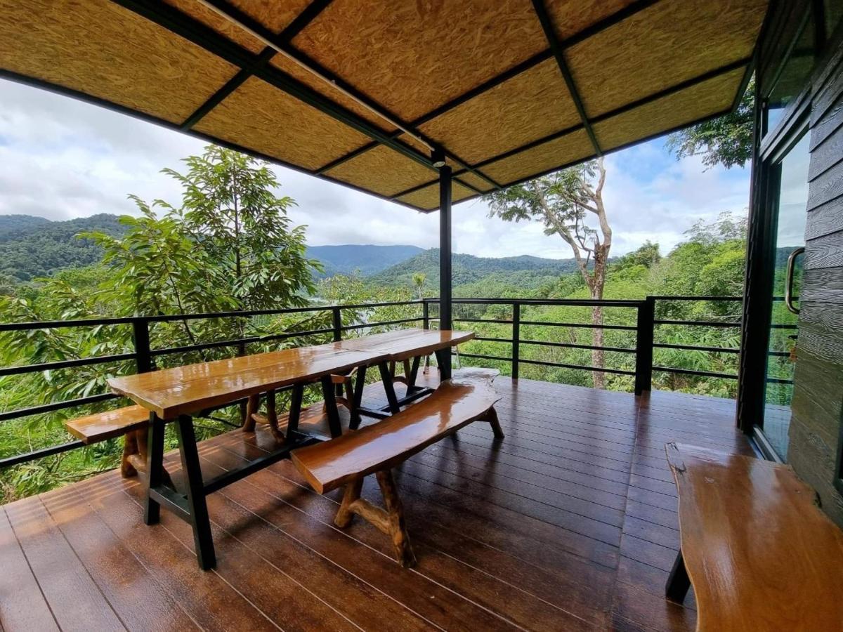 Baanhatsompaen Homestay Ranong Bagian luar foto